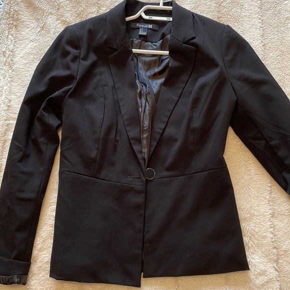 Blazer x Forever21 - Picture 3 of 3